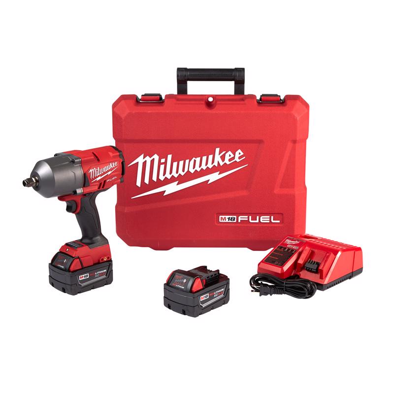Milwaukee M18 FUEL 1/2 in. Cordless Brushless Impact Wrench Kit (Battery & Charger)
