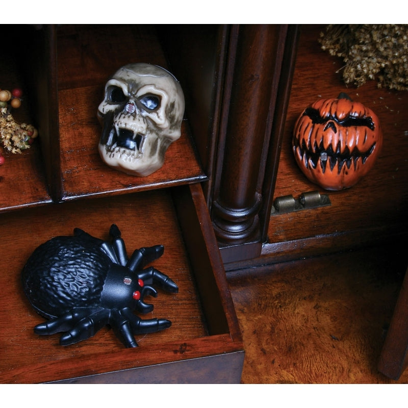 Fun World 6.5 in. Hidden Screamers Halloween Decor