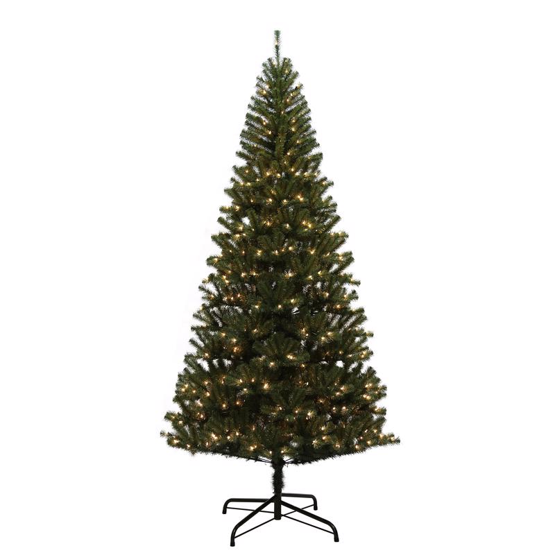 Celebrations 9 ft. Full Incandescent 500 lights Pine Christmas Tree