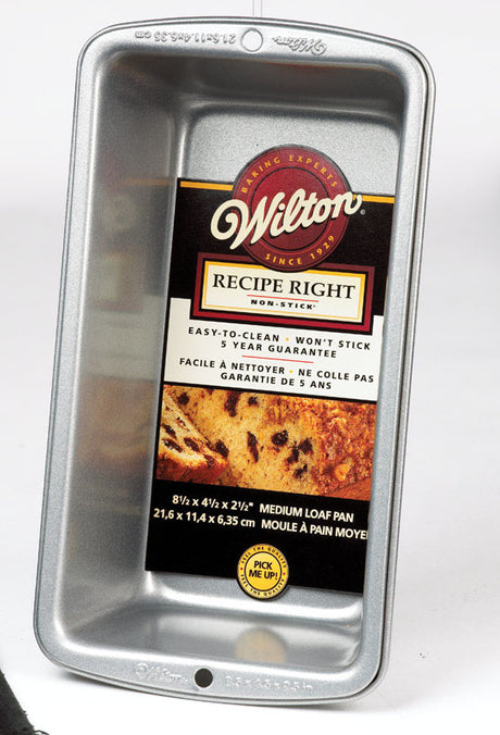 Wilton 4-1/2 in. W X 8-1/2 in. L Loaf Pan Silver