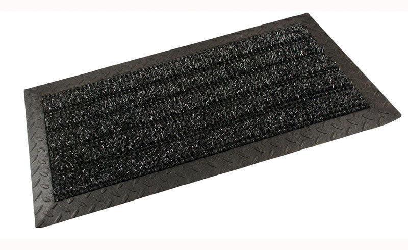 GrassWorx Clean Machine 18 in. W X 34 in. L Black Polyethylene/Rubber Door Mat
