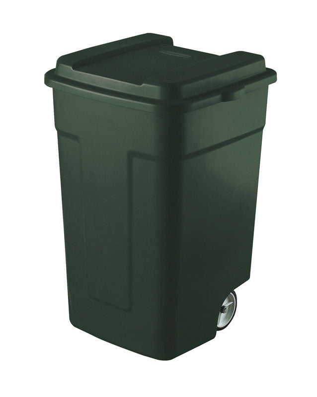 Rubbermaid Roughneck 50 gal Green Plastic Wheeled Garbage Can Lid Included