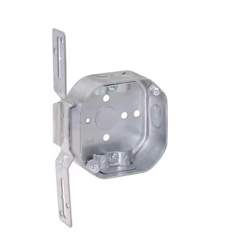 Southwire New and Old Work 14 cu in Octagon Galvanized Steel Weatherproof Box Silver